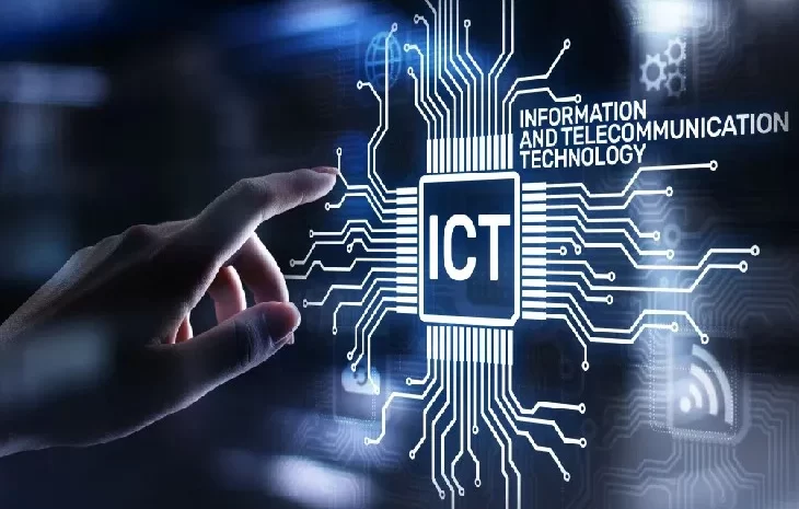 Teacher demonstrating an ICT tool on a screen.